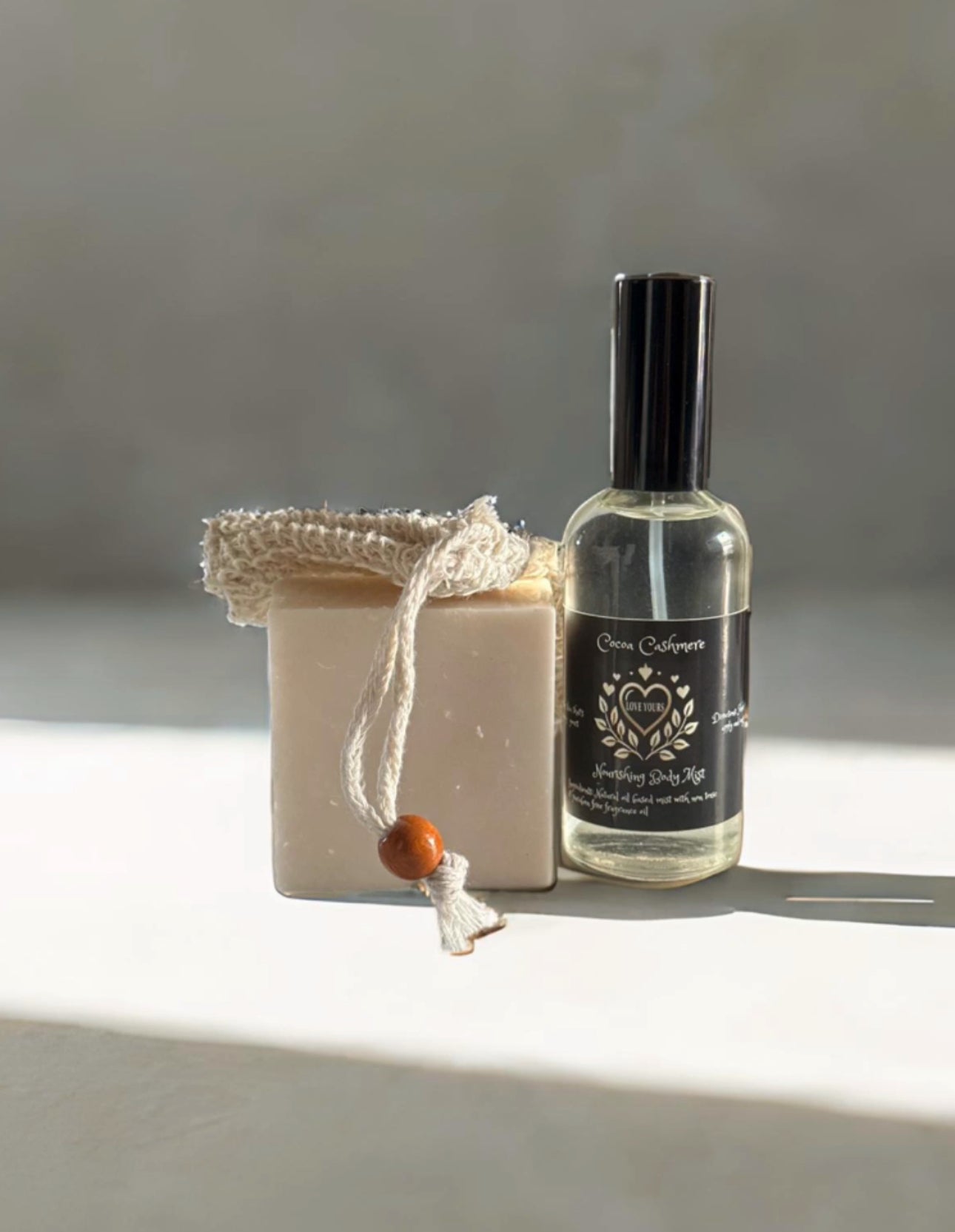 Cocoa Cashmere Body soap/Mist Duo